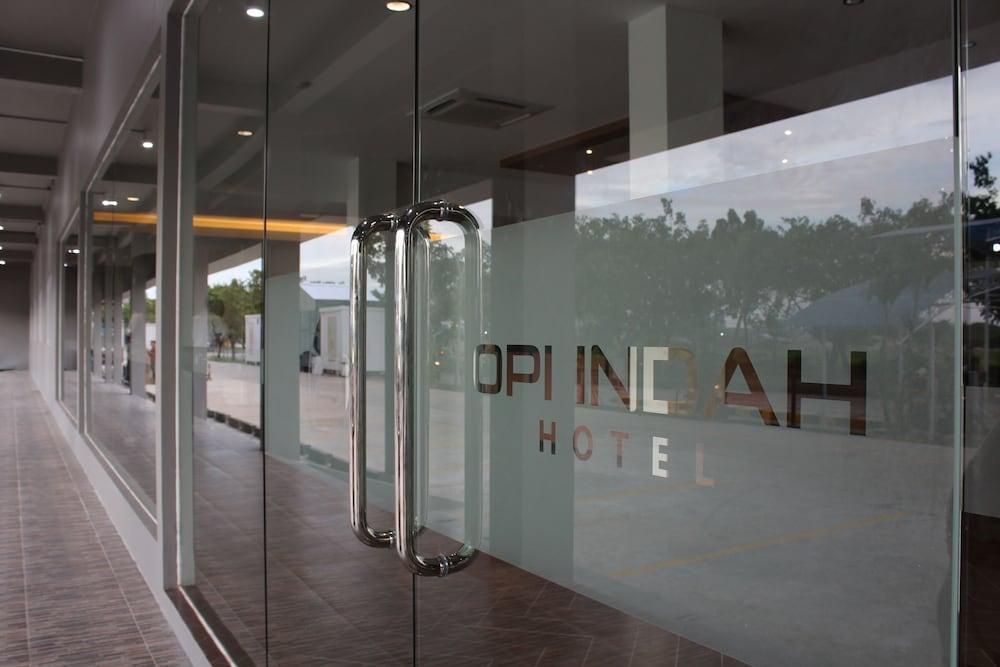 Opi Indah Hotel Палембанг Экстерьер фото