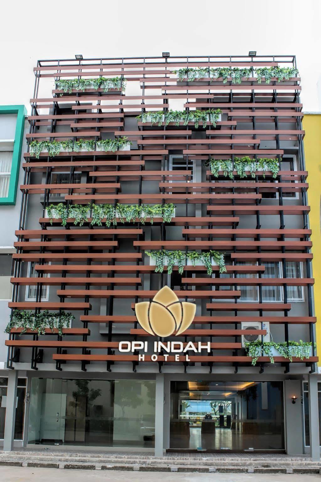 Opi Indah Hotel Палембанг Экстерьер фото